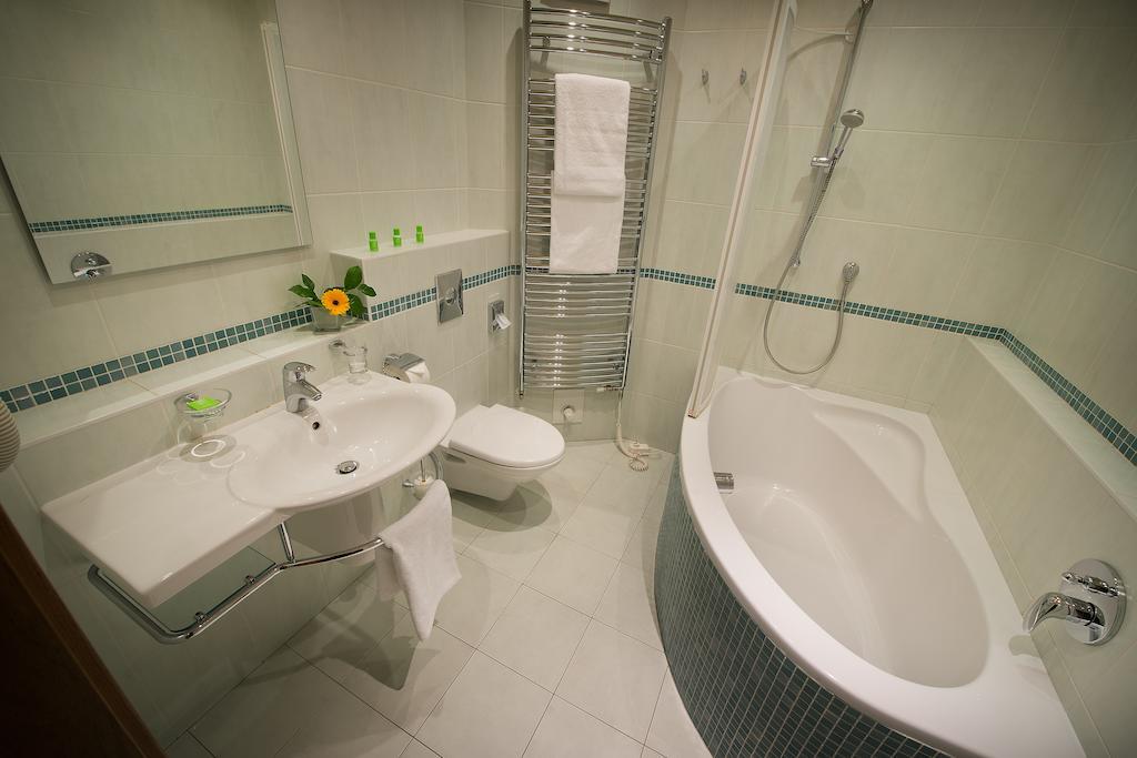 Old Town Bed & Breakfast Ceske Budejovice Oda fotoğraf